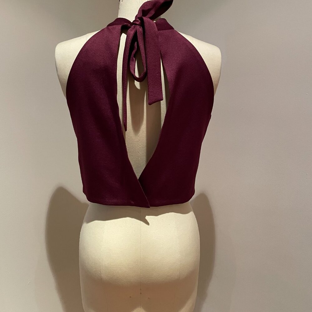 J.O.A violet cropped top, size medium, open back.